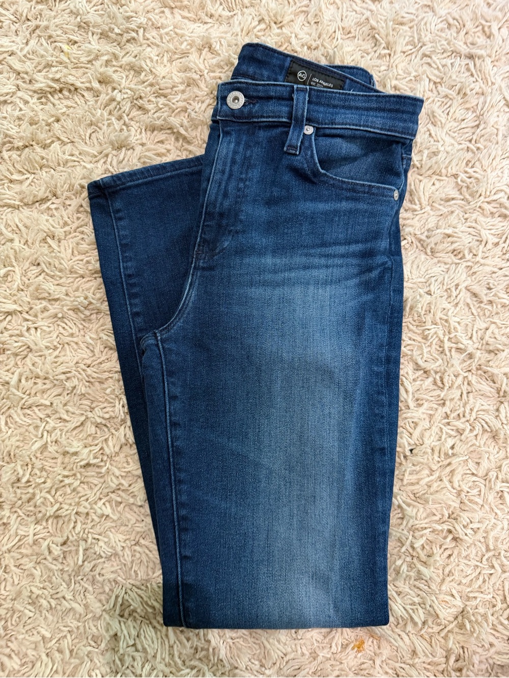 AG Mari Mid-Rise Slim Straight